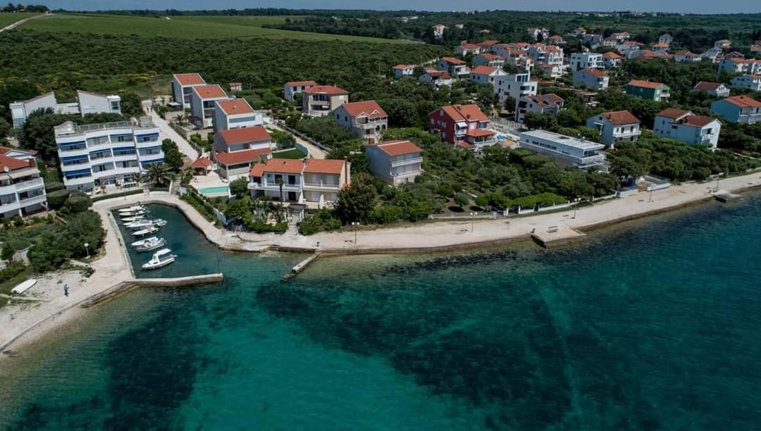 Apartmani Sollei Petrčane Kültér fotó